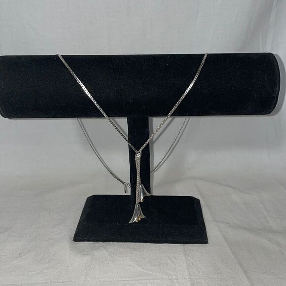 Chain Necklace with Bell Emblems - Picture 1 of 6